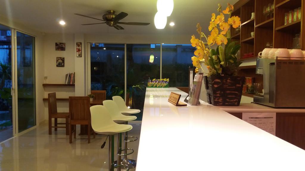 Green House Phuket Pa Khlok Exterior photo